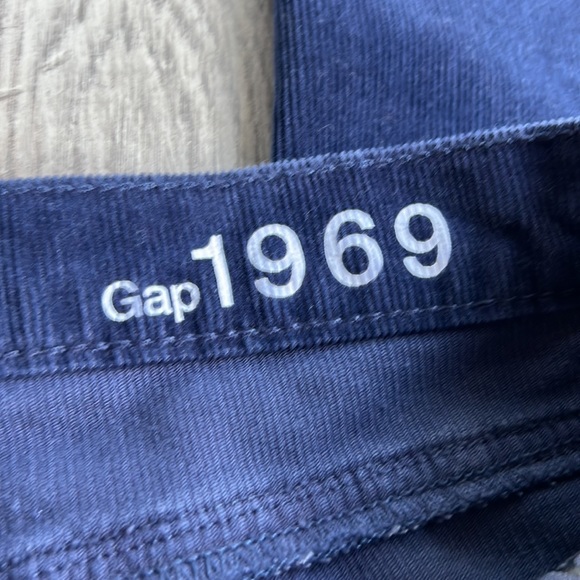 32 TALL Gap real straight corduroy pants - Picture 5 of 10